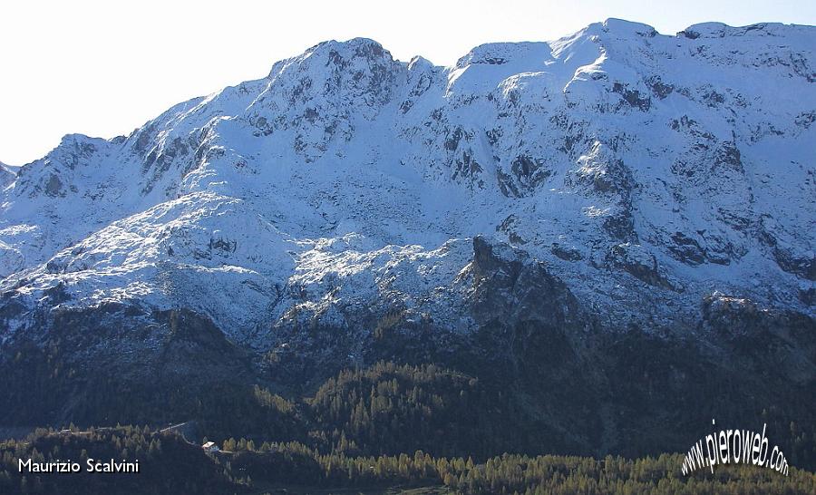 12 Una casina sotto il Cabianca.JPG